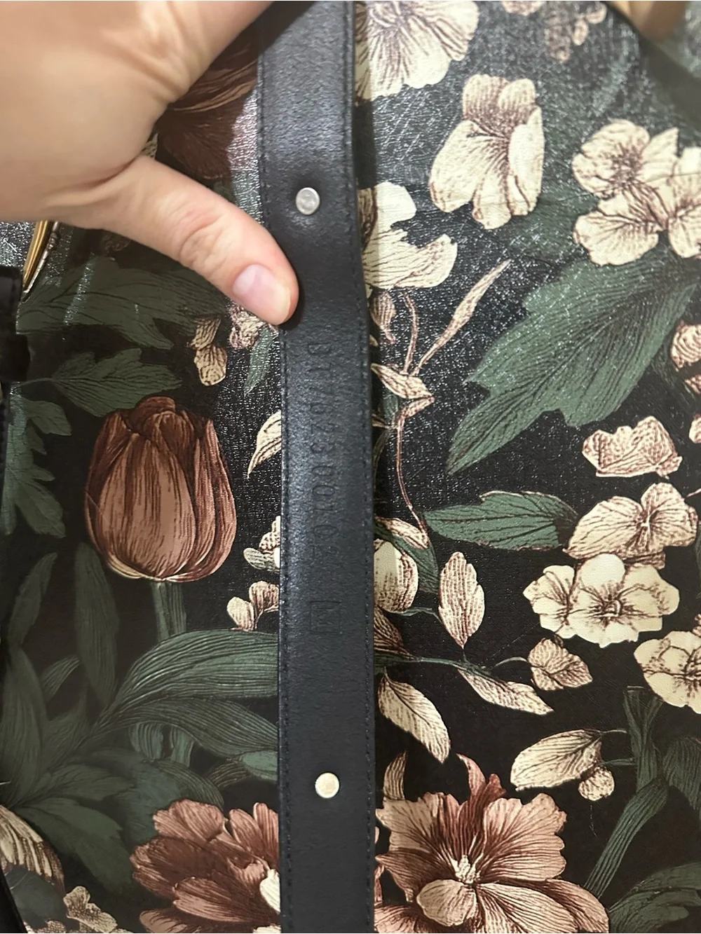 Fossil features vintage